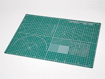 【新品即納】[DIY] 74076 カッティングマット A3サイズ タミヤ