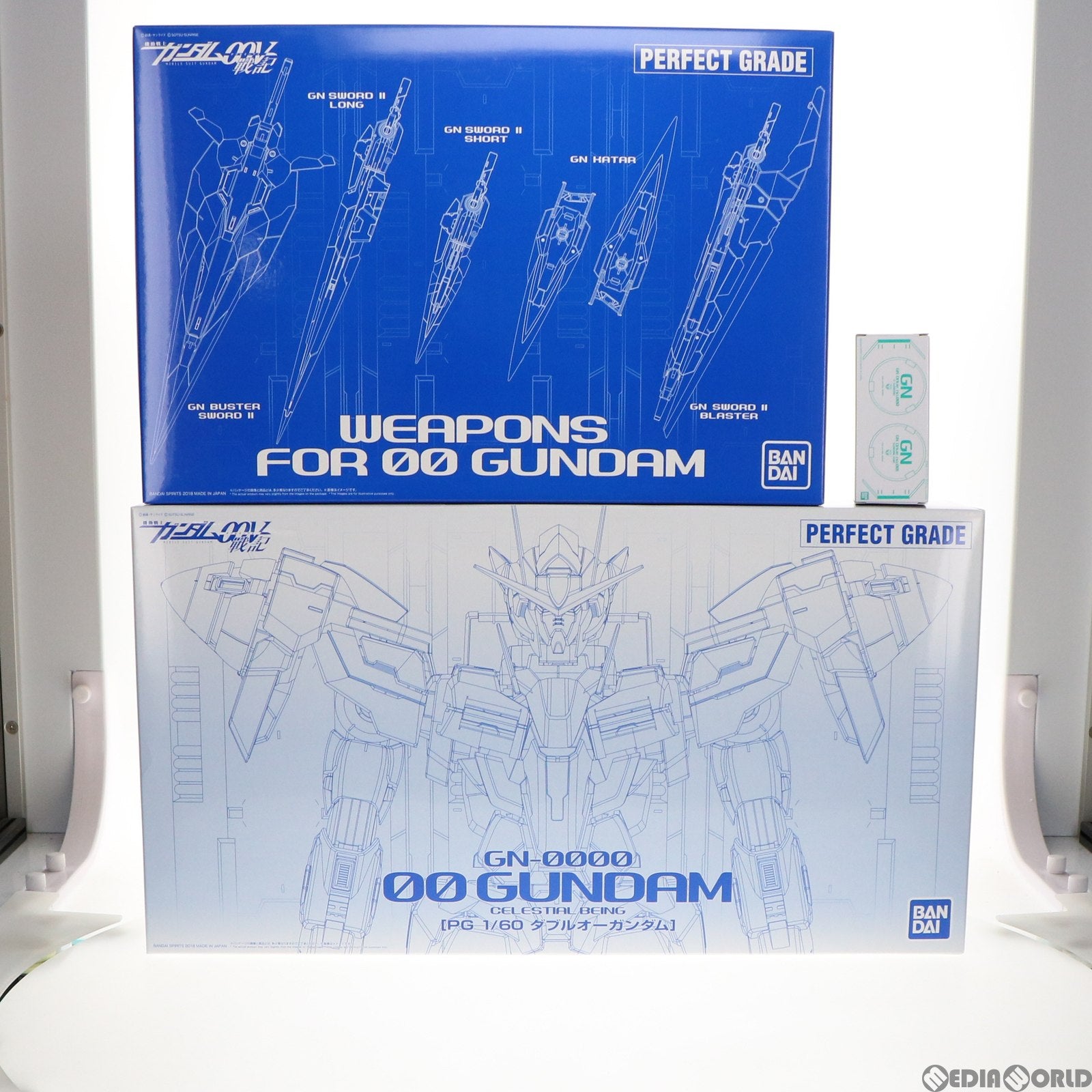 【中古即納】[PTM] PG 1/60 GN-0000GNHW/7SG ダブルオーガンダム セブンソード/G 機動戦士ガンダム00V戦記(ダブルオーブイセンキ) プラモデル(5055582) バンダイ(20181215)