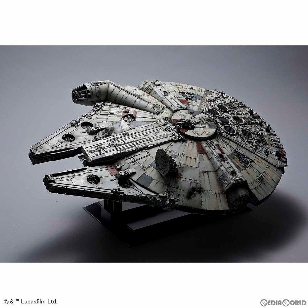 【中古即納】[PTM] 1/72 PERFECT GRADE ミレニアム・ファルコン スタンダードVer. STAR WARS(スター・ウォーズ) エピソード4/新たなる希望 プラモデル(0225727) バンダイ(20180324)