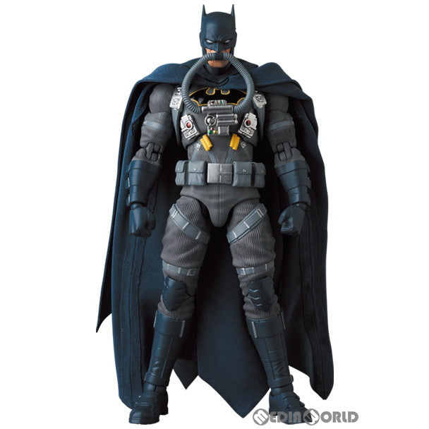 【新品即納】[FIG] マフェックス No.166 MAFEX STEALTH JUMPER BATMAN(BATMAN: HUSH Ver.) (ステルスジャンパーバットマン バットマン: ハッシュver) 完成品 可動フィギュア メディコム・トイ(20220904)