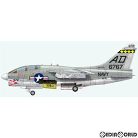 【新品即納】[PTM] 1/72 TA-7C コルセアII(複座型) プラモデル 童友社(20220210)
