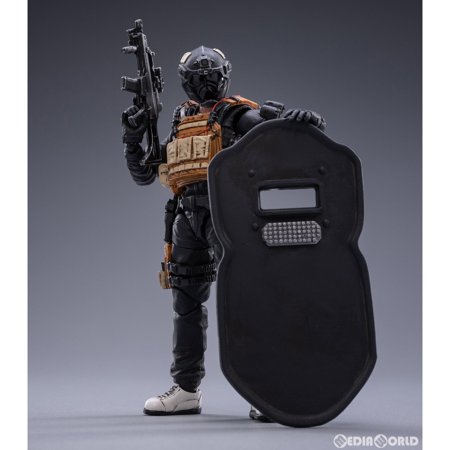 ハズブロ フィギュア Somebody SFM01 ローガン ウルヴァリン風