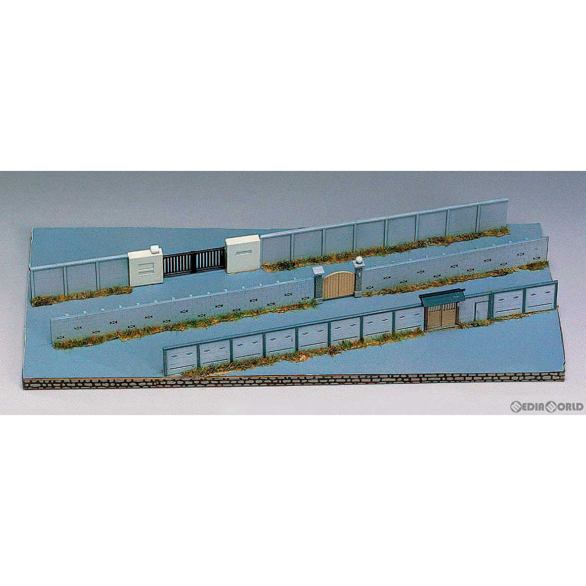 【新品】【お取り寄せ】[RWM] 2620 石目模様 門とへい 着色済みストラクチャーキット Nゲージ 鉄道模型 GREENMAX(グリーンマックス) (20221028)